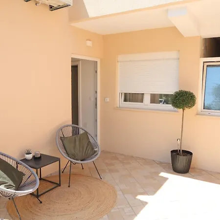 Roso Appartement Orebić