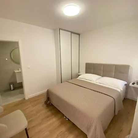 Roso Appartement Orebić