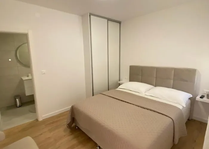 Roso Appartement Orebić